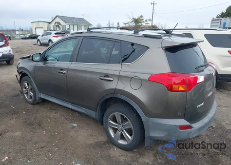 2015 Toyota Rav4 Xle z USA, uszkodzony, nr VIN 2T3RFREV0FW248199